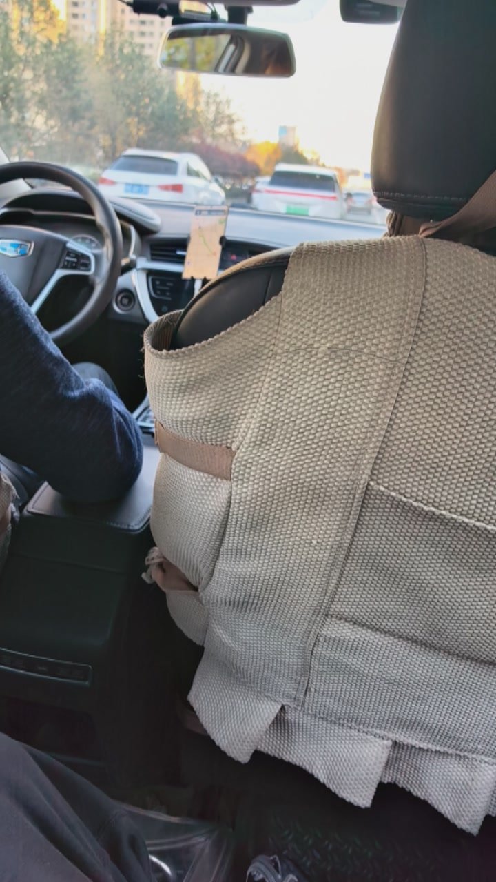 太原现在车辆好像会查后排安全带。没带安全带的乘客被查到就是50块钱罚款，只罚没带