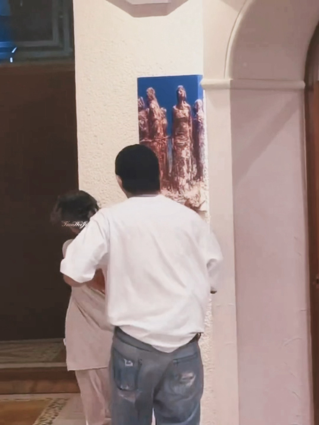 就是说邓为谁教你这么劝架的完全就是在拱火哈哈哈哈邓为劝架邓为谁教你这么劝架的