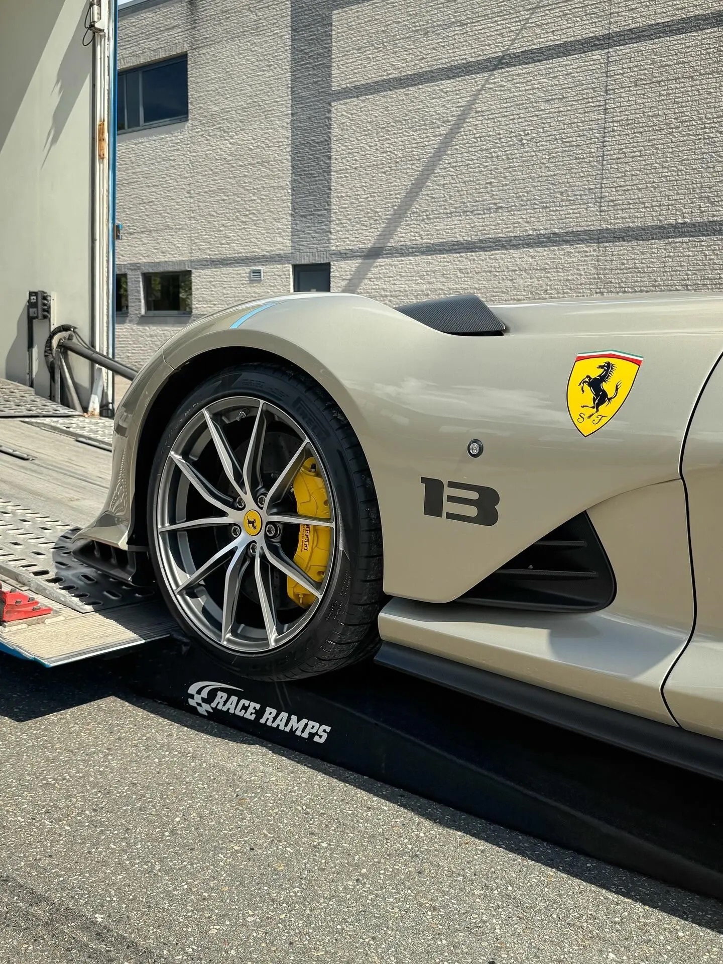 812C Aperta 现车 車公社HK＂自有车源一周可抵香港