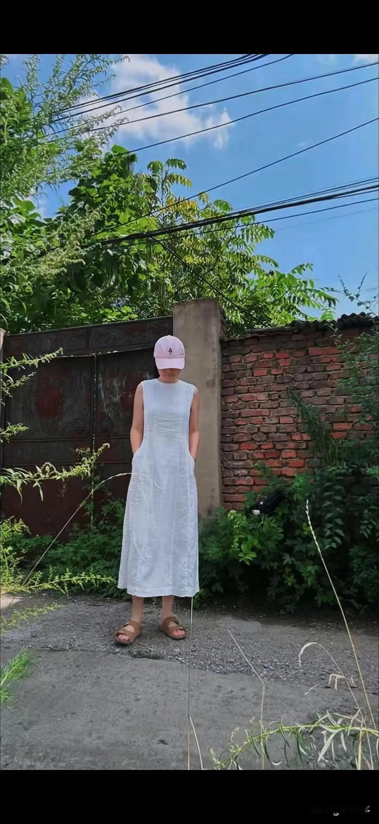 现在的大龄剩女泛滥成灾，高学历的有房的有车的长的漂亮都有很多，还有的女孩子父母为