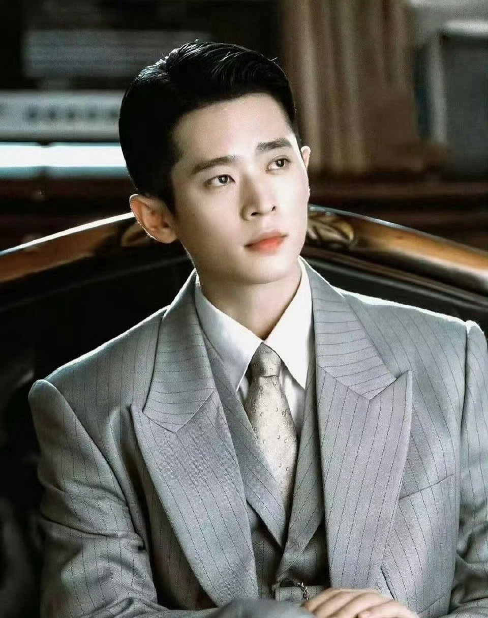 《京洛再无佳人》男主🫓从丞磊 丁禹兮传到了吴磊，你最期待谁出演？来聊聊~ 