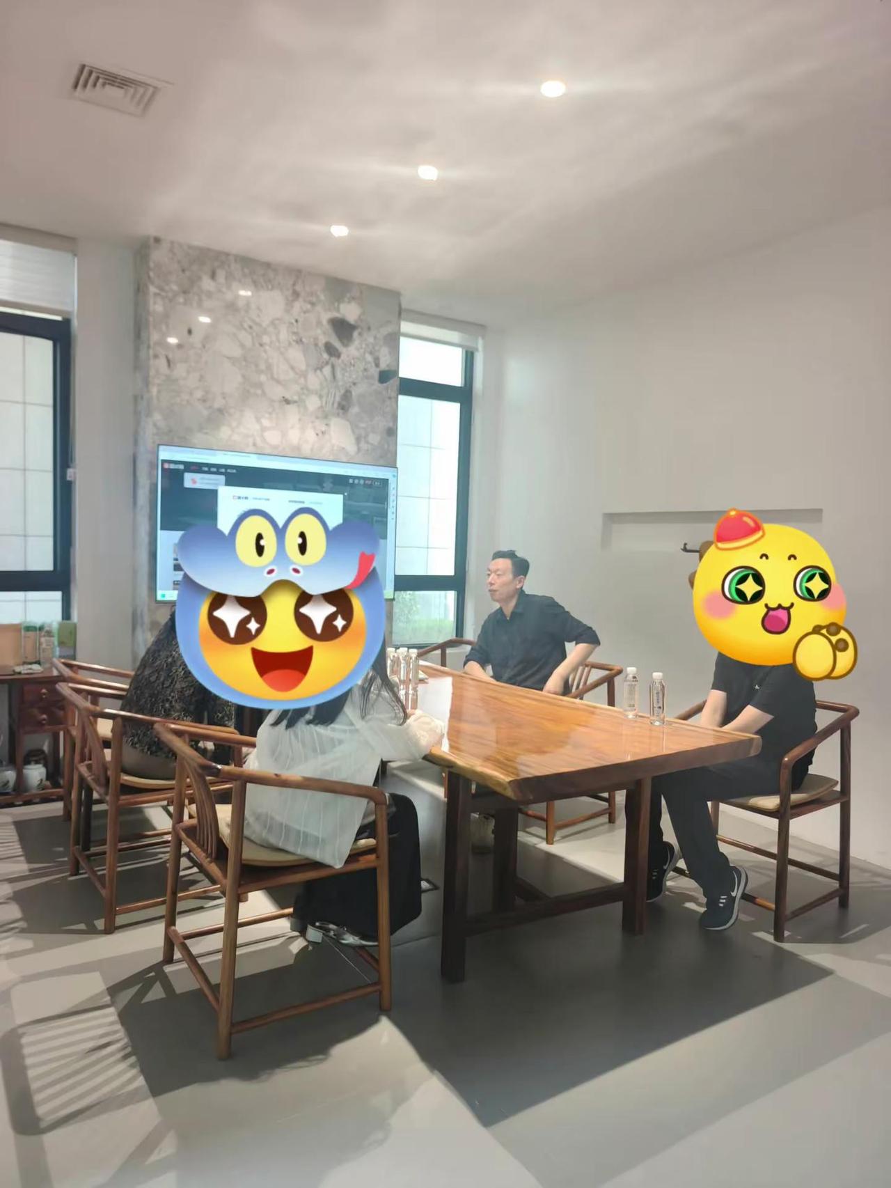 设计师接待的日常！ 夜深人静谈谈装修，我们的定位呢就是做有品质有性价比的环保家装