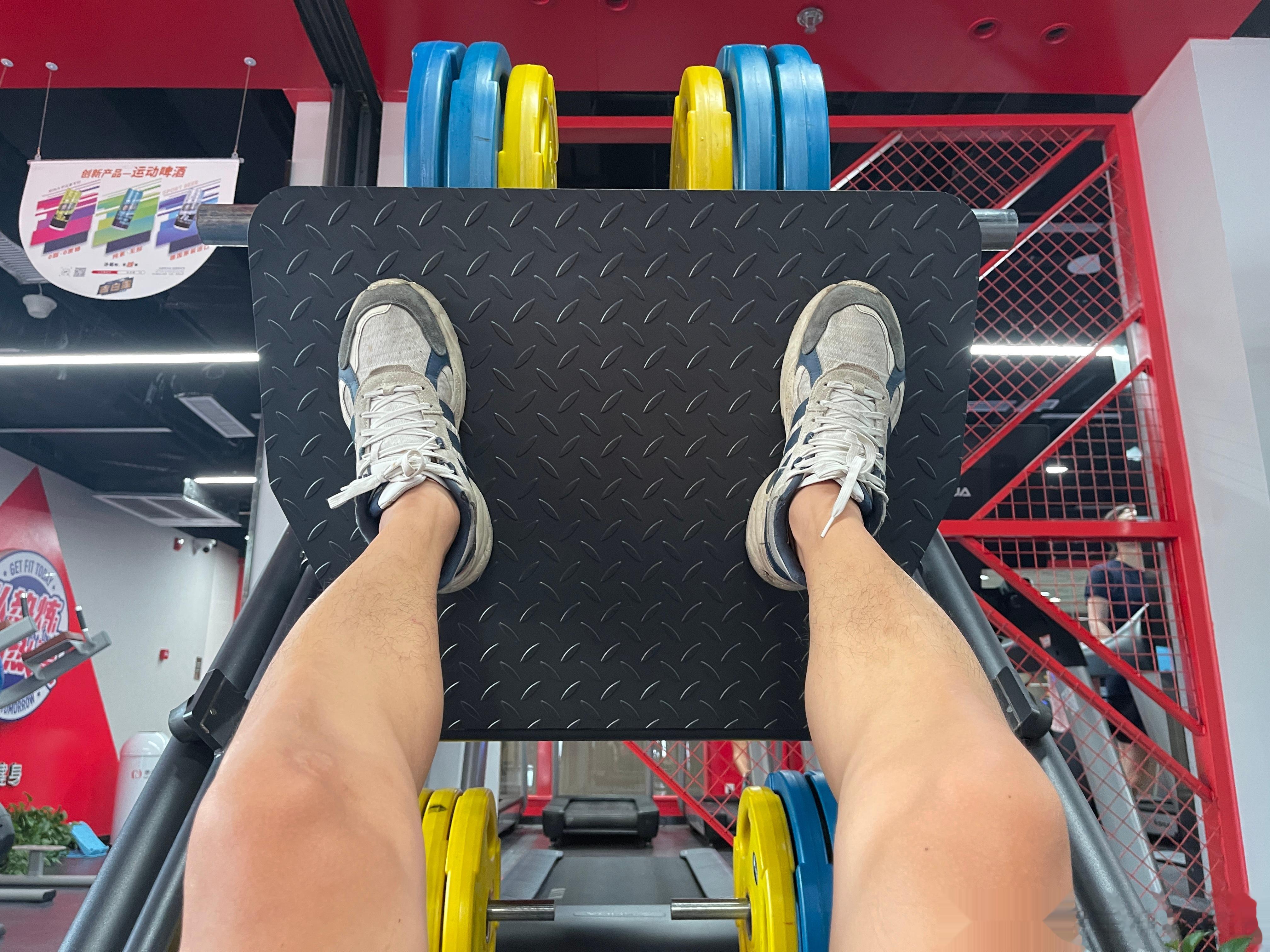 健个身，另外宣布一件事，我准备尝试每天只吃一顿饭，坚持一个月，记录下我状态的变化