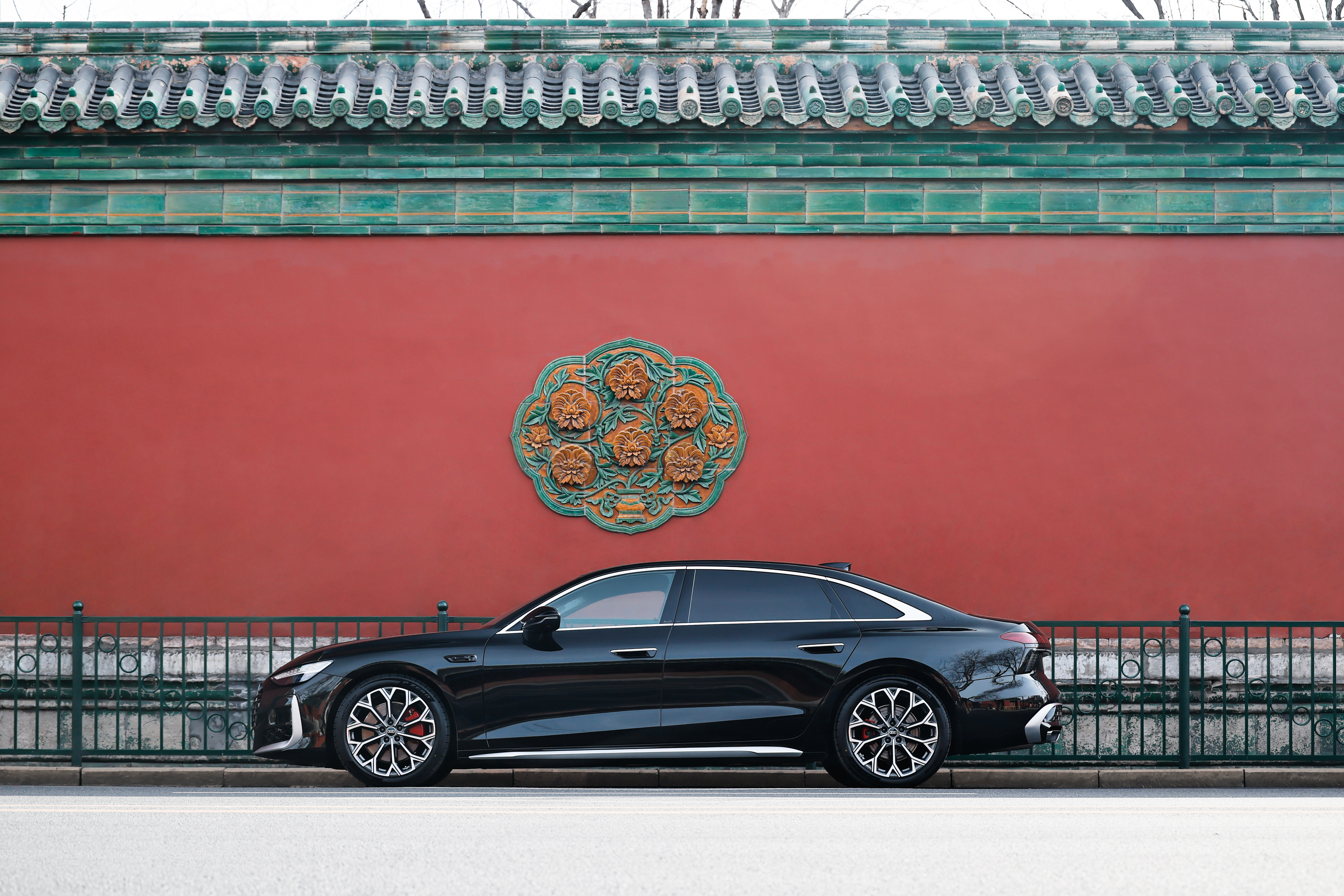 我最近发了很多奥迪A6L的内容，真不是商业合作，我就是喜欢，虽然我现在是个汽车自