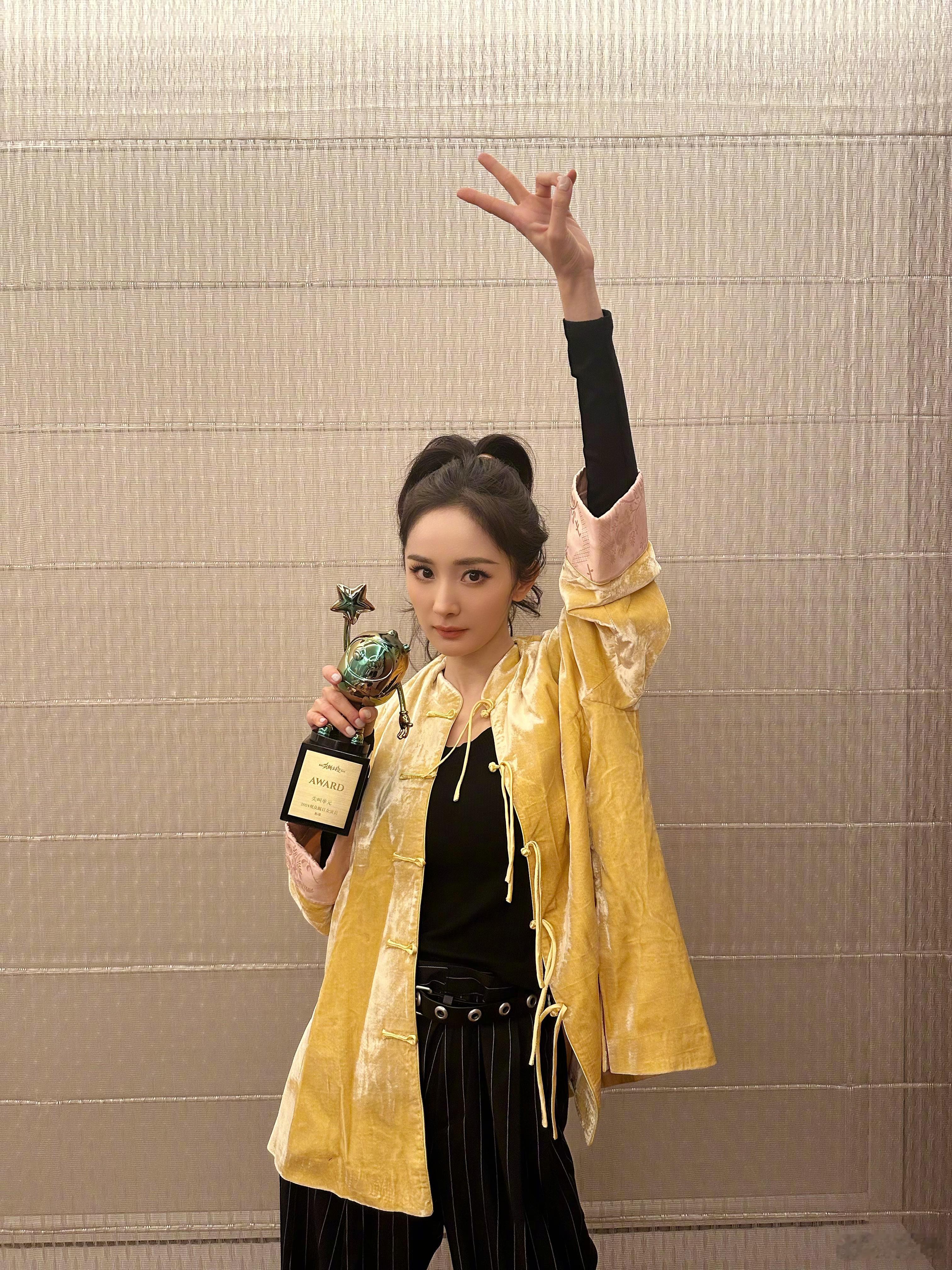 就是要和杨幂作品相见