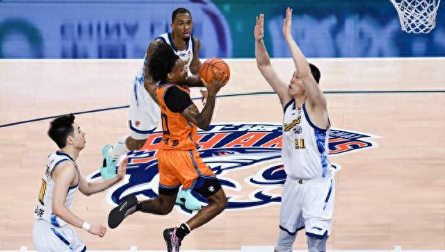 上海男篮三名外援全部确定！总决赛MVP+两位NBA旧将
