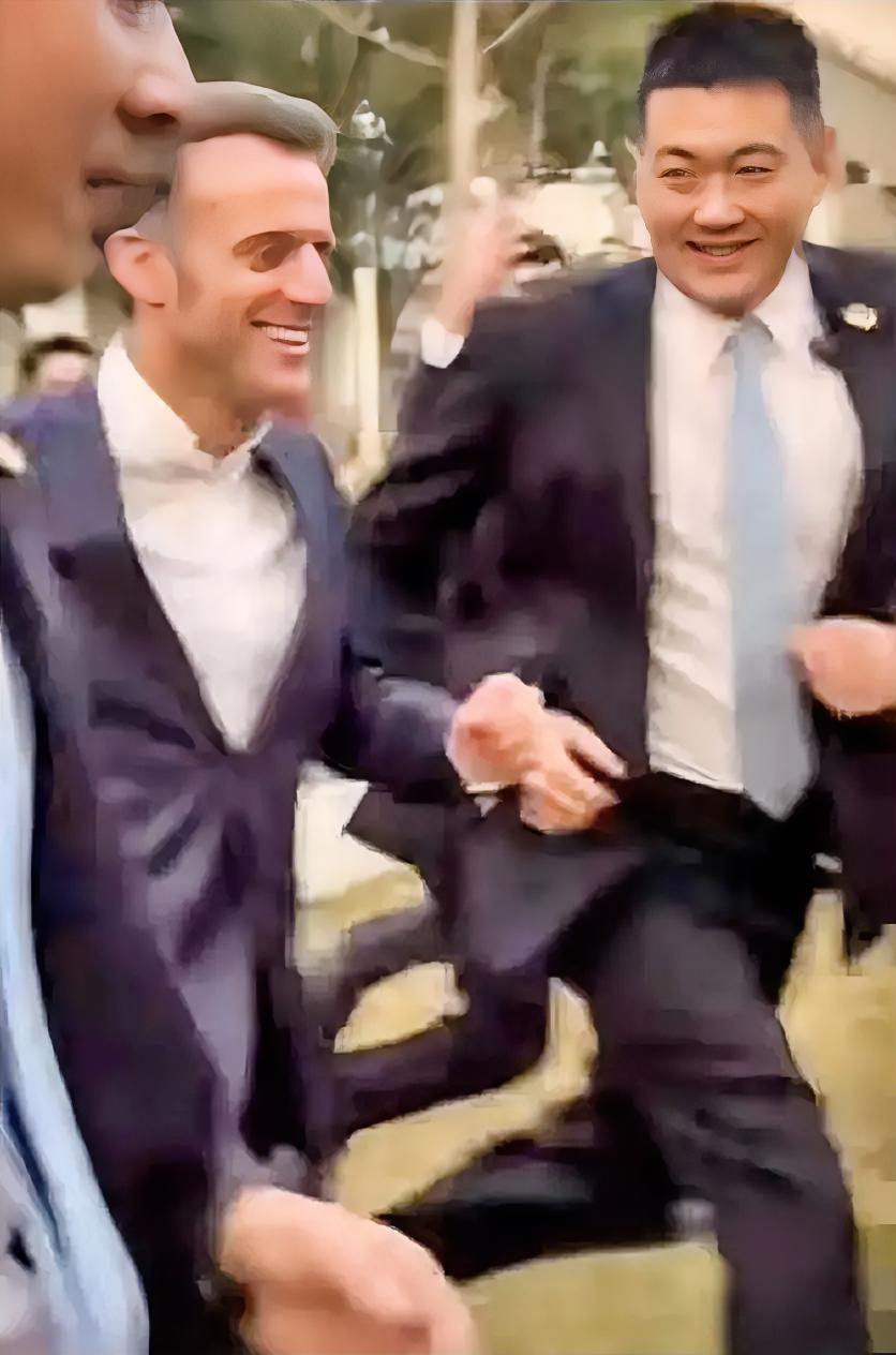 马克龙此次访华之旅具有多方面的重要意义和积极影响，可从以下几个角度进行评价：
