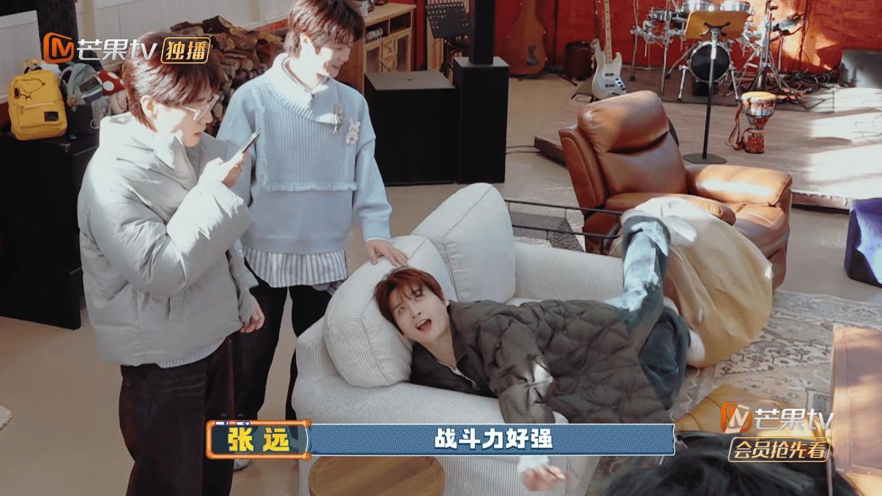 快乐老友记新预告都是我爱看的《快乐老友记》新预告真的要笑癫了再就业男团这几位凑一