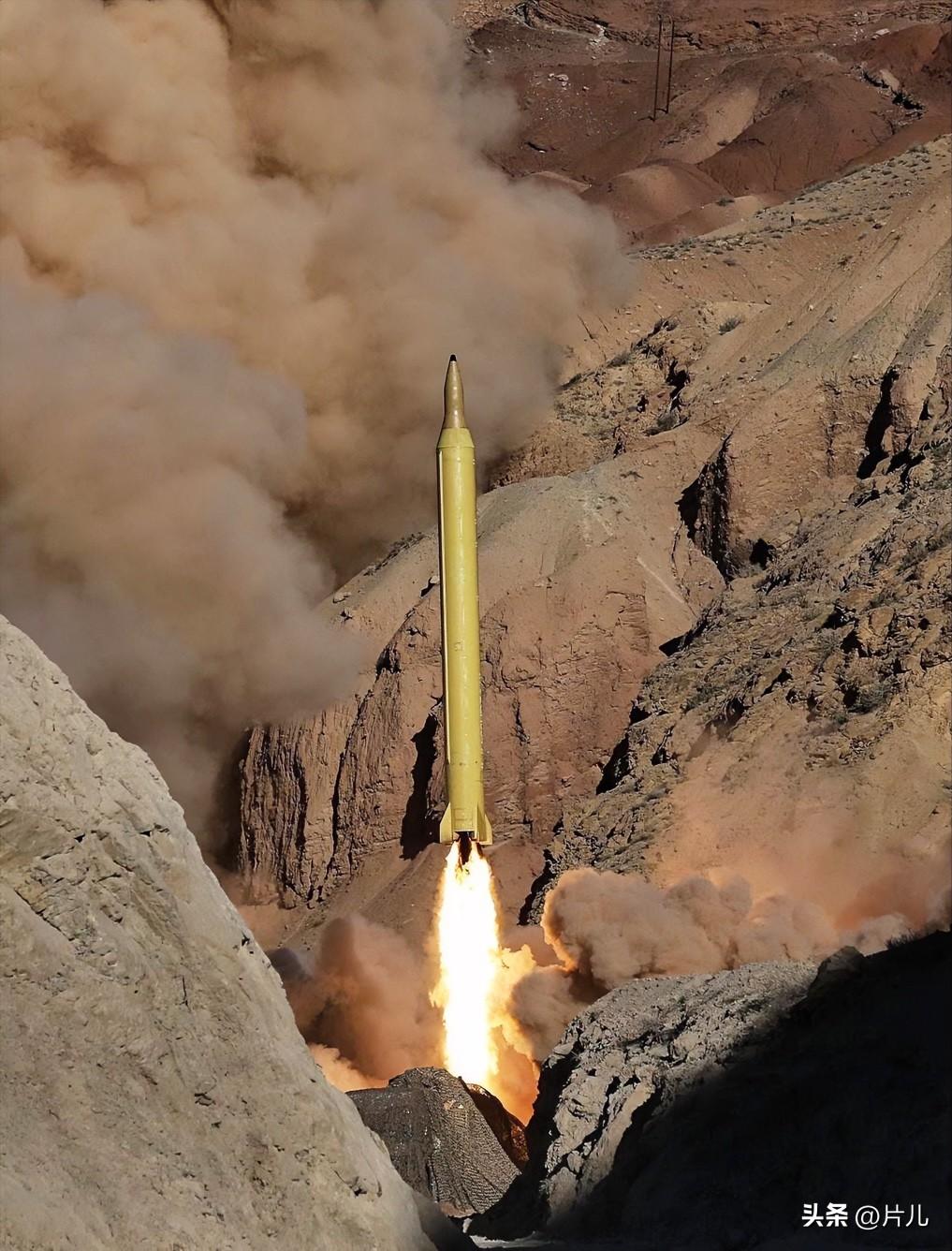 突发消息！伊朗宣布使用新一代导弹打击美以。刚刚，伊朗革命卫队向外界表示，伊朗在过