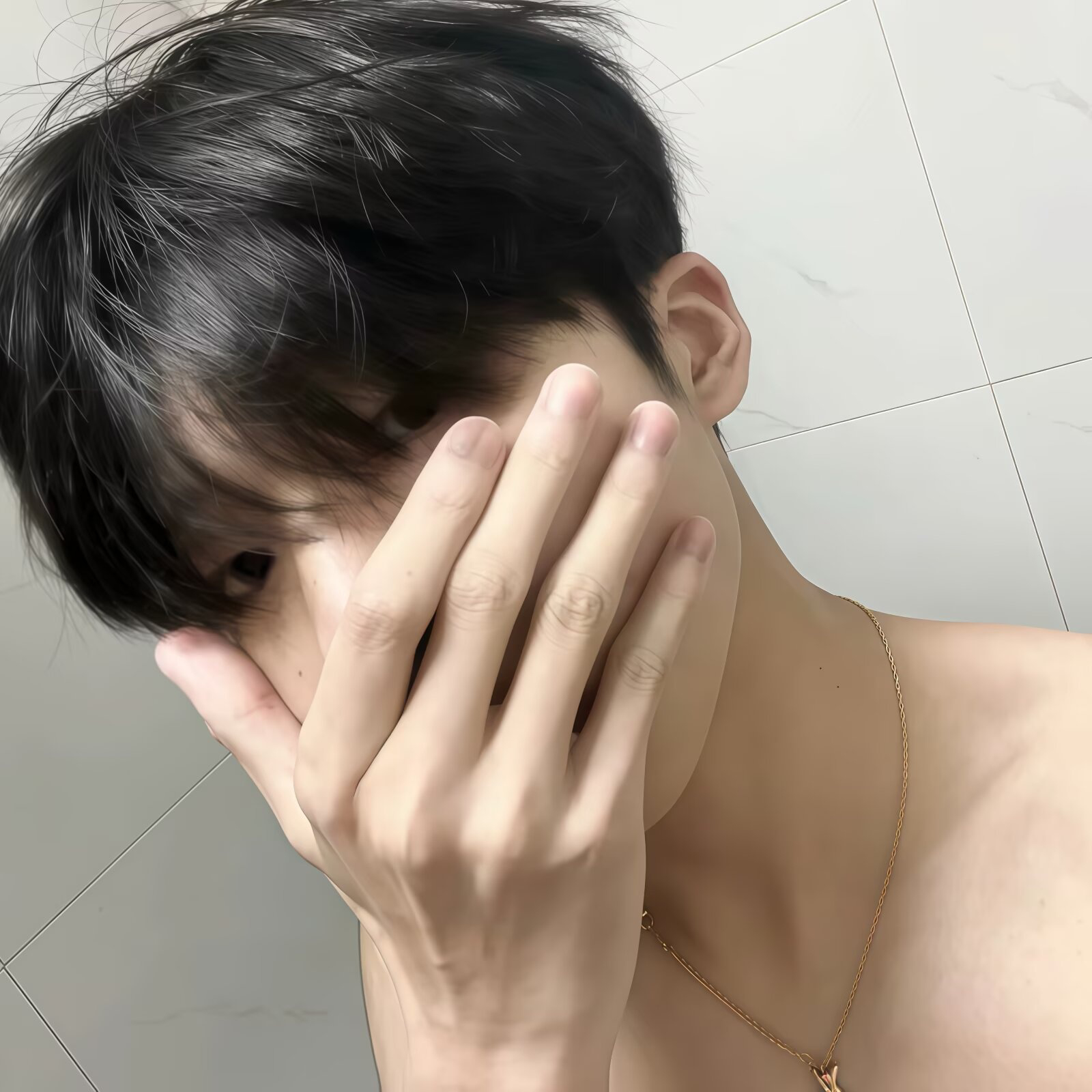 𝙎𝙃𝘼𝙍𝙀🍁男生头像｜微信头像 ​​​