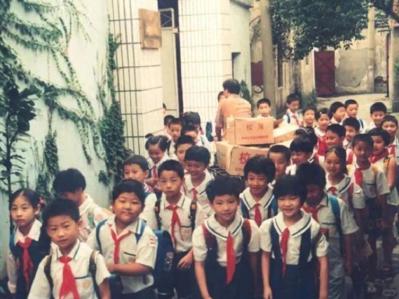 宗庆后的背影｜1987年