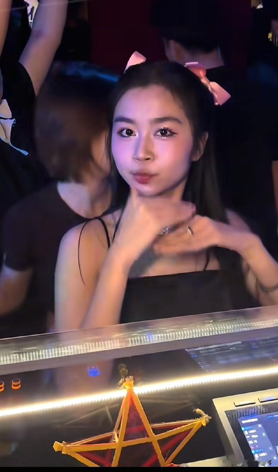 表妹好可爱