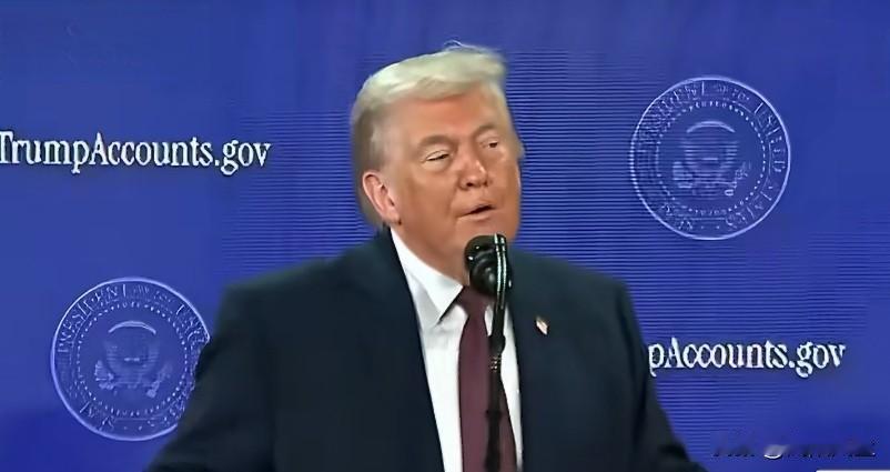 特朗普夸“特朗普账户”的吸引力以及人们对“特朗普”喜爱程度:“从未有过类似的事情