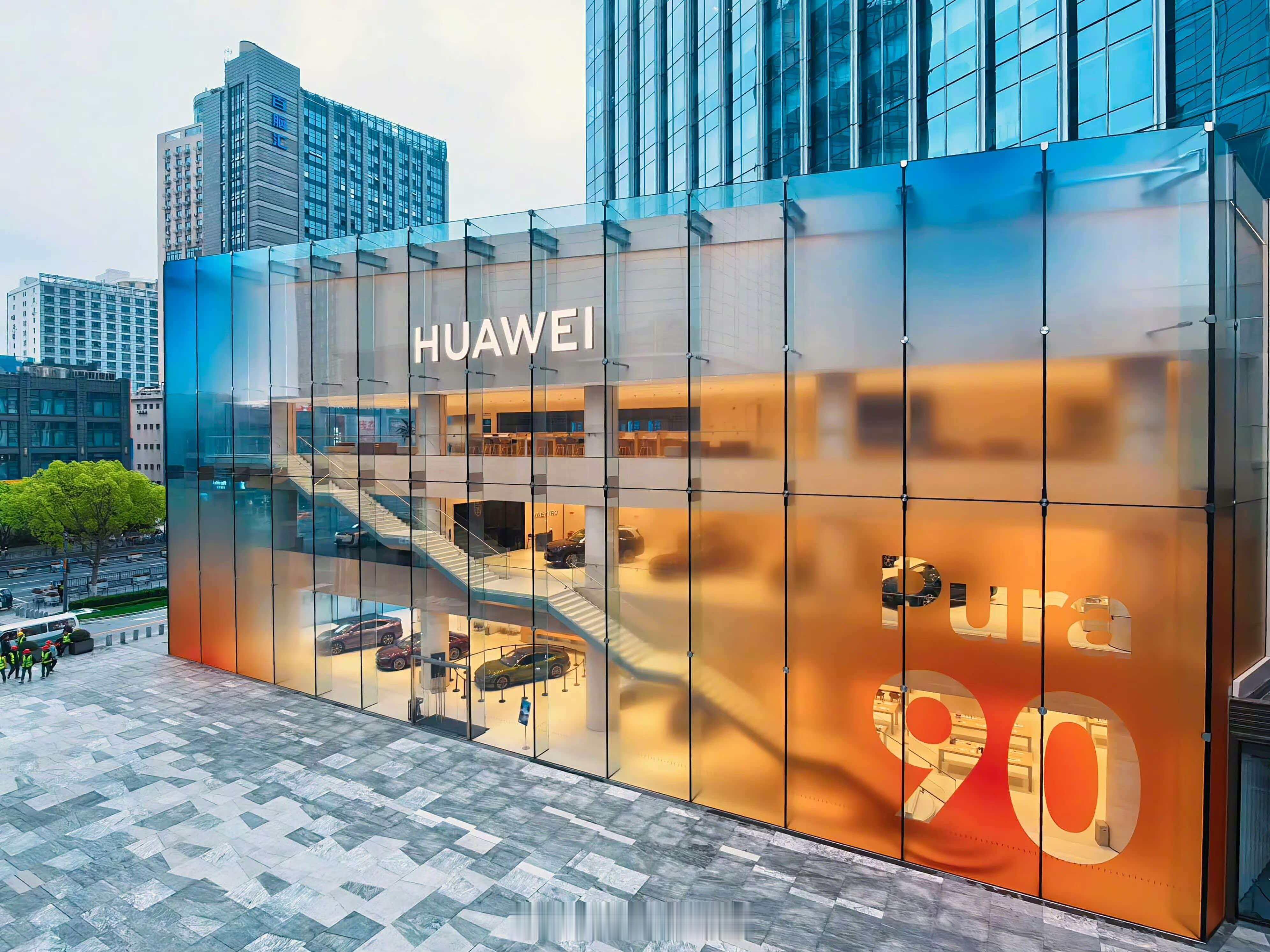 我去，这个苏州的生活馆太酷了，以后就这样宣传呀，有新机就把店做得这么酷就对了！！