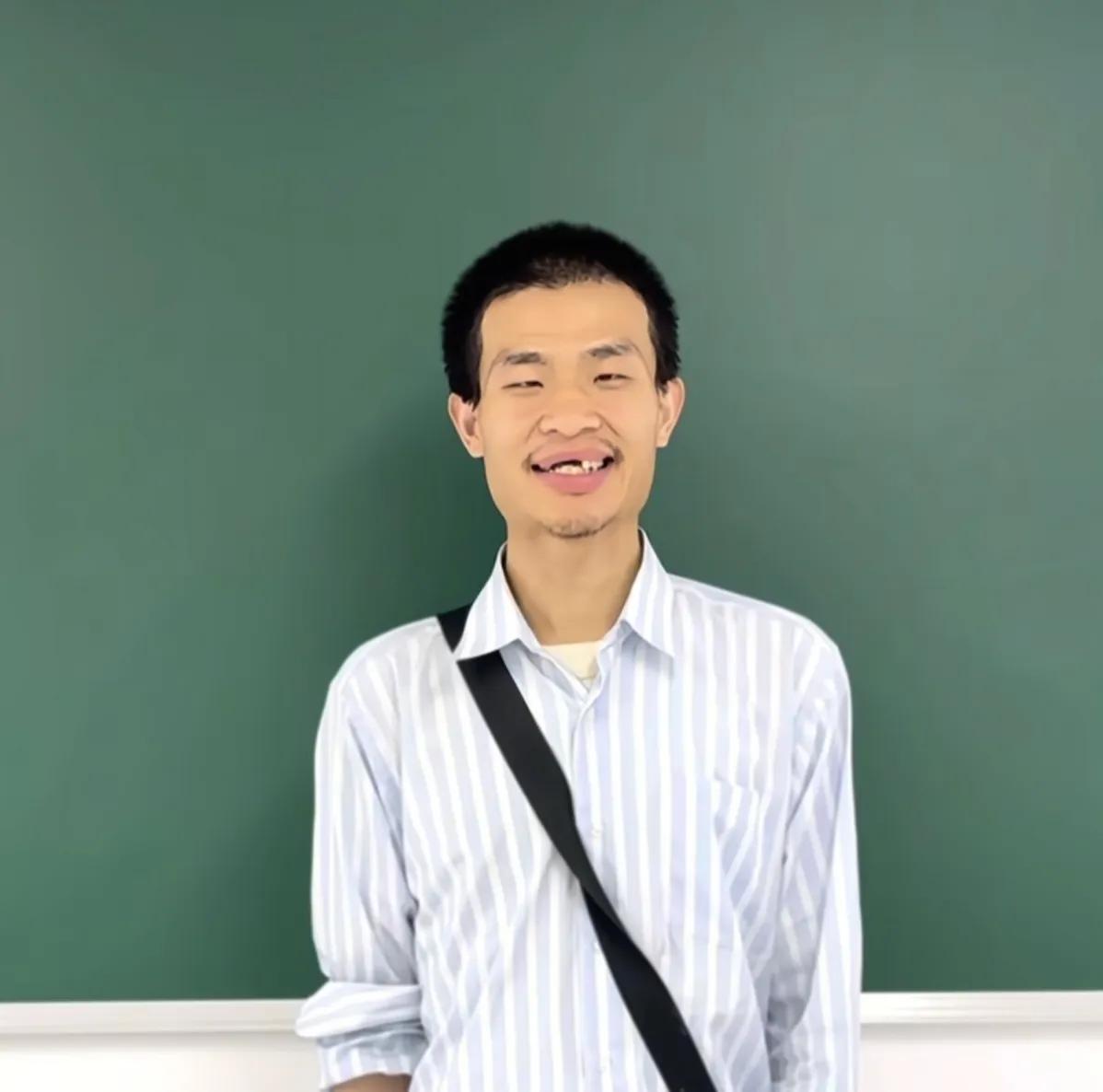 什么样的女孩会喜欢韦神？
我们一般只知道他是数学天才，不知道他有多么厉害，其实韦