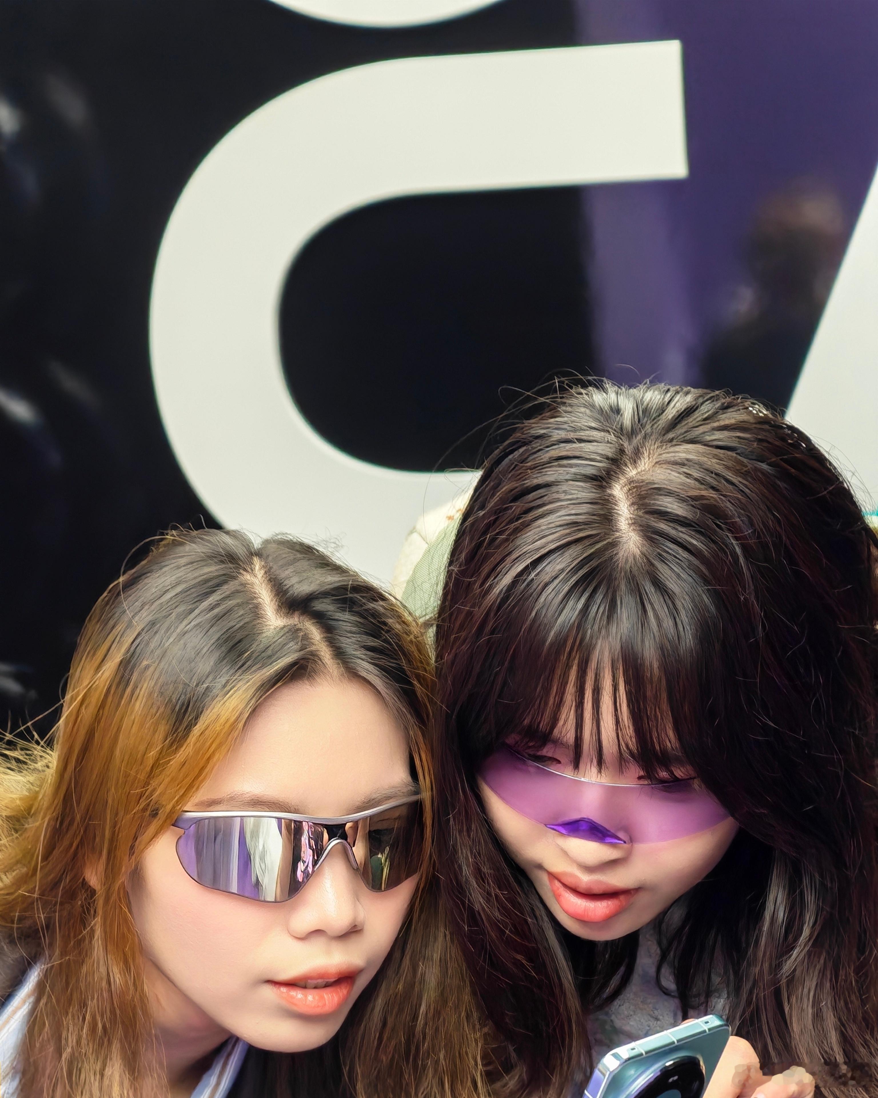 华为nova15及全场景新品发布今年如果易烊千玺来这位置多么好？可以高清直出