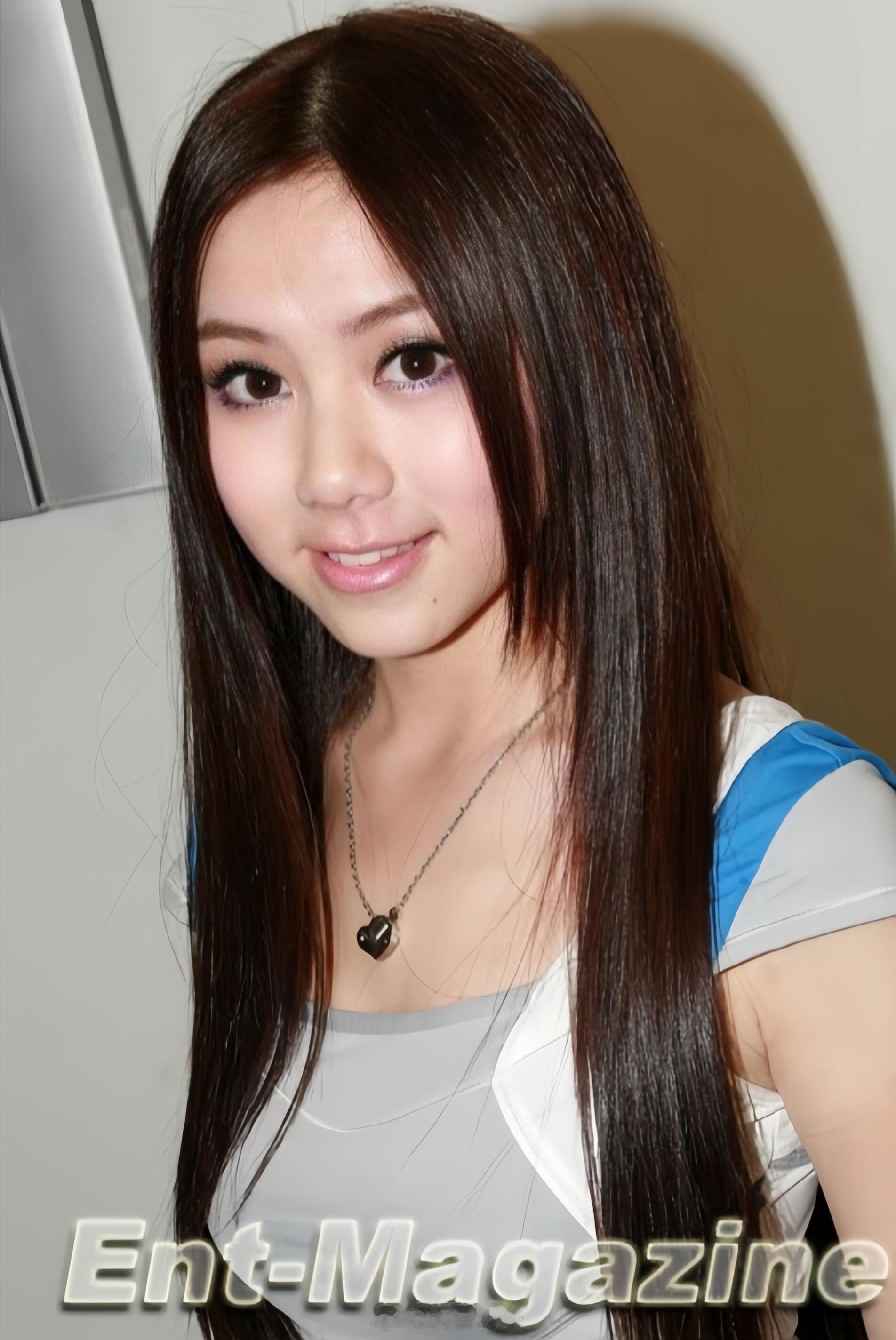 邓紫棋真人芭比 