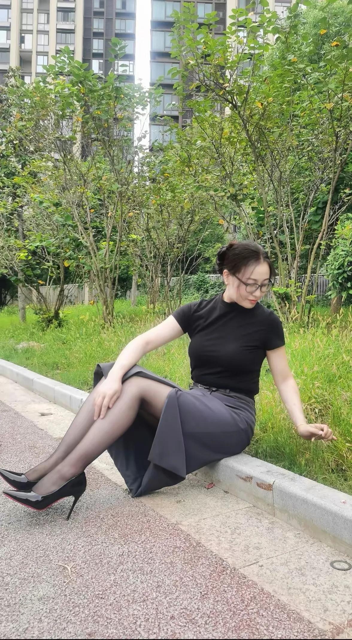 都说70后是不容易的一代人，能到这个岁数都接近奔5了吧，你们还有几年在岗位上发挥