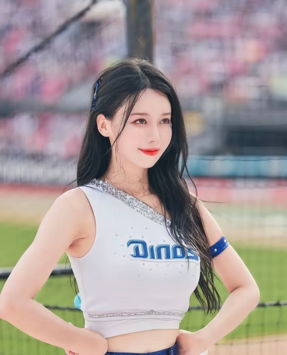 今日足球公蓷微博只是一部分，重心放在煮叶置顶德甲1:30多特蒙德 - 汉堡菜单：