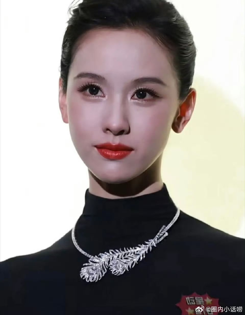 陈都灵刘诗诗同为气质型美人 ，生图状态差距怎么样 ？ 