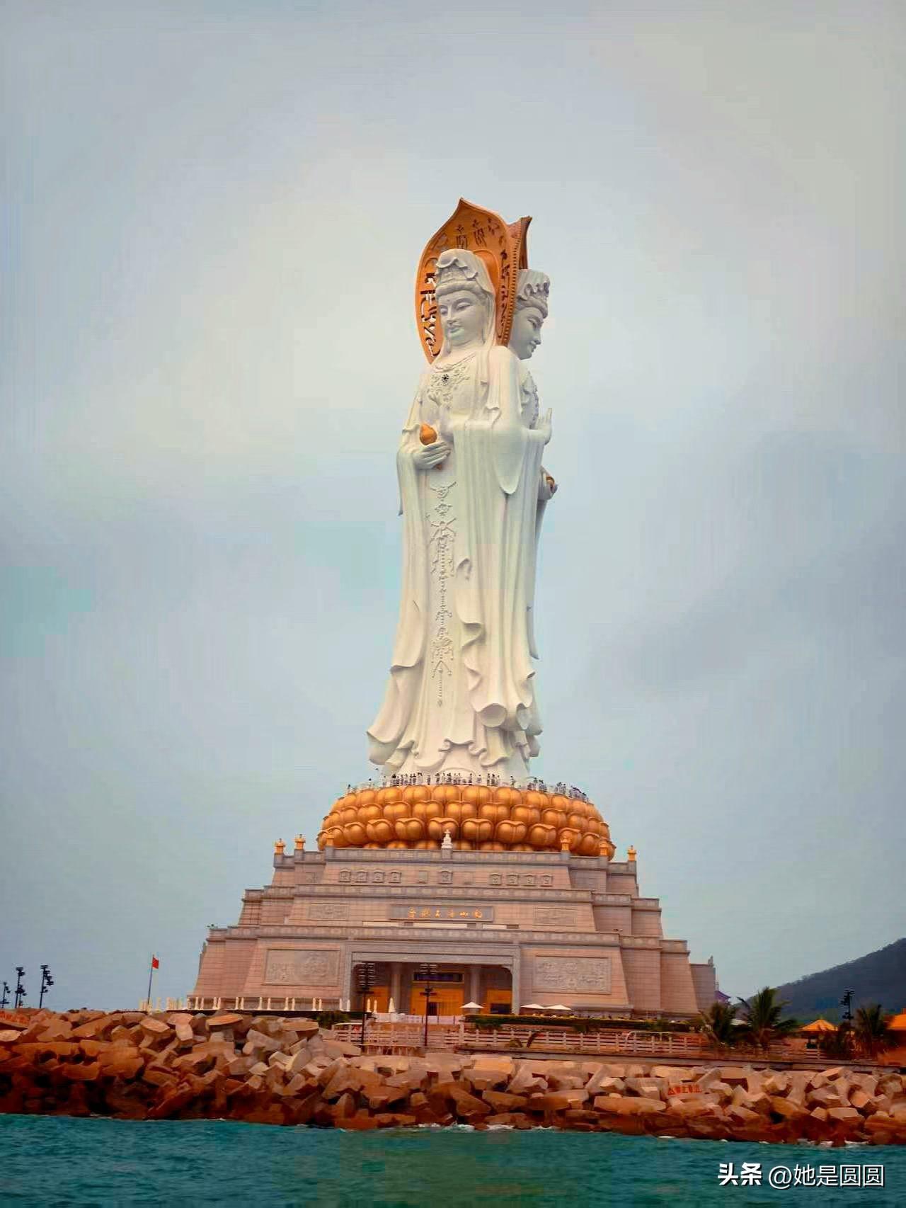 请用一句话概括一下，什么是幸福幸福是有喜欢的事可做，有双向奔赴的爱，有能实现的期