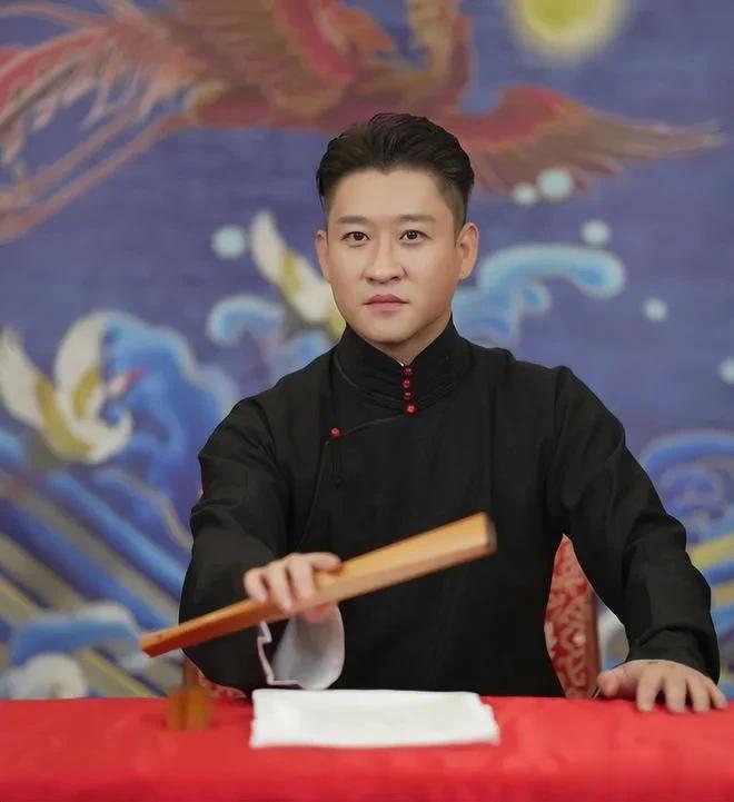 “曹云金直播那么火，为什么五次开办听云轩，西四胜利剧场、金台夕照会馆、合生汇、大