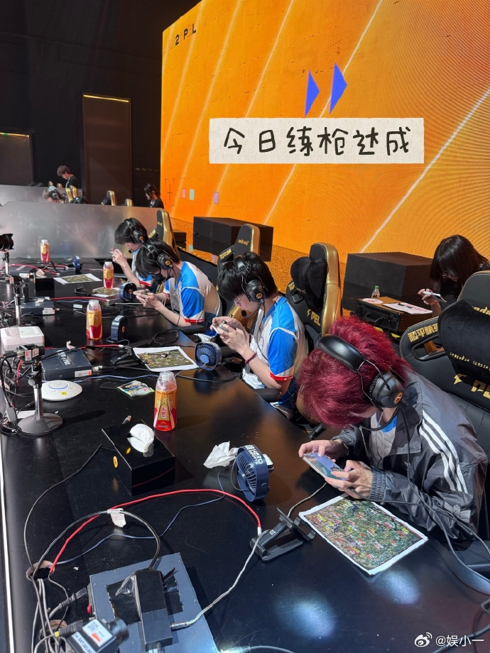 湖南TEC晋级夏决夏决对阵出炉！湖南TEC步步为营突破重围，JDG火力拉满顺利晋