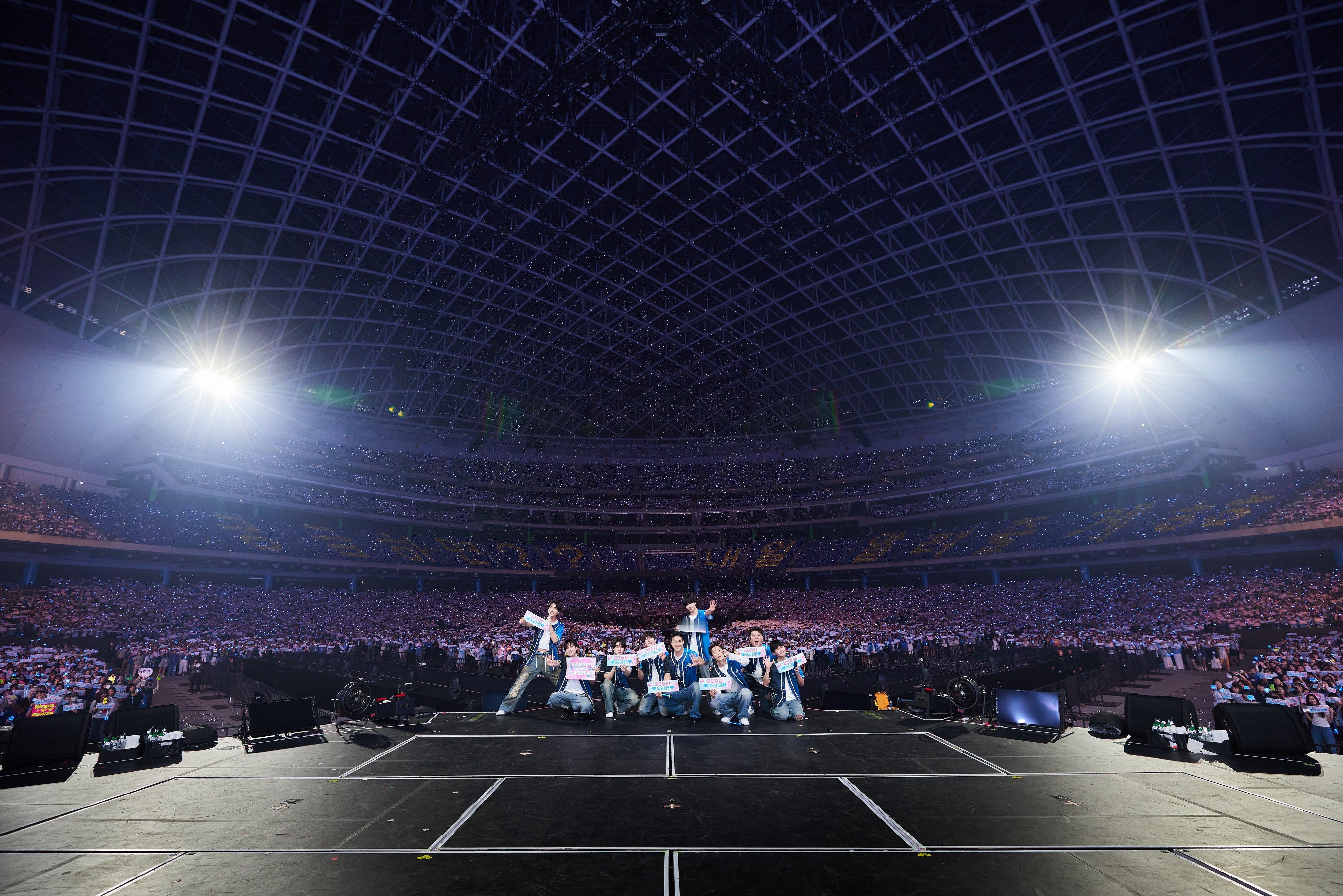 “CB百蓝_。251116 官号更新 相关：SUPER JUNIOR 20th 