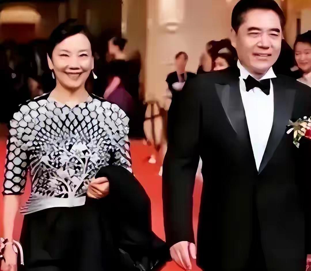 陈宝国
赵奎娥
夫妻照