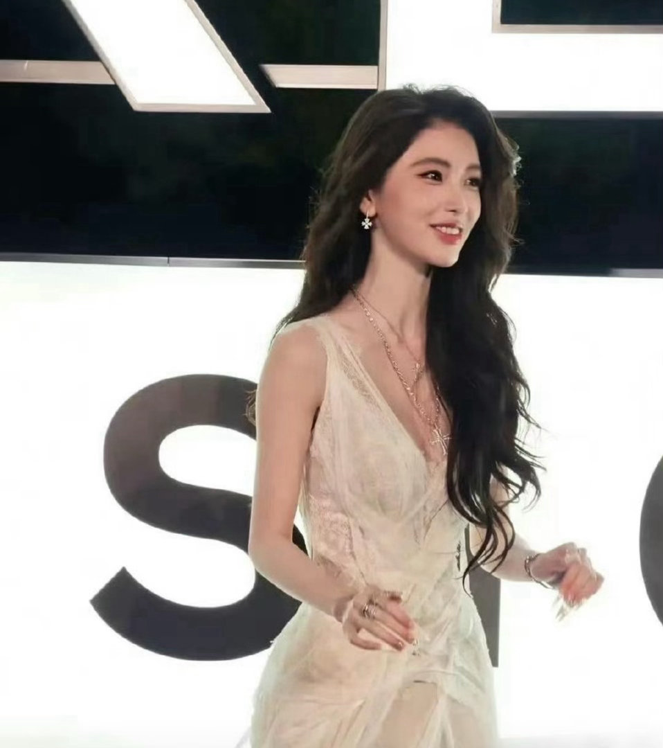 这是我审美里最好看的网红了 你们能get到方圆吗 