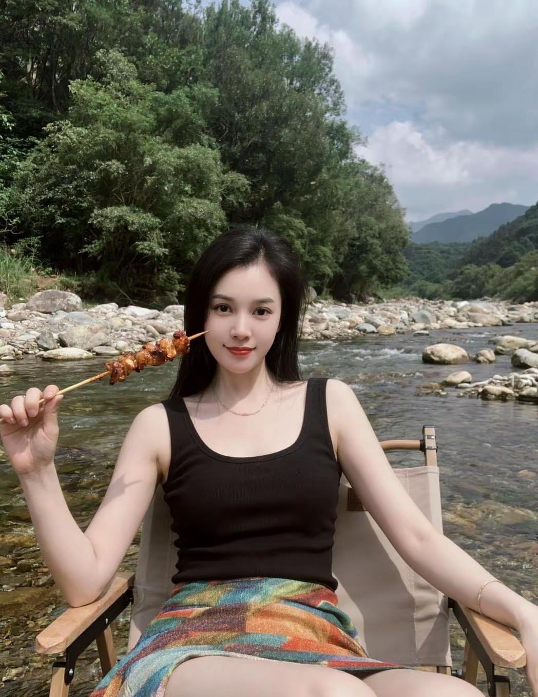 有什么好焦虑的，这一辈子，无论你怎么活，怎么过都不重要，因为人生只不过三万来天，