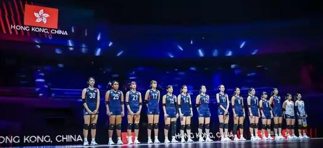 终于明白中国香港女排为啥敢这么干了？全网都在骂中国香港女排不唱国歌，可我越看越觉