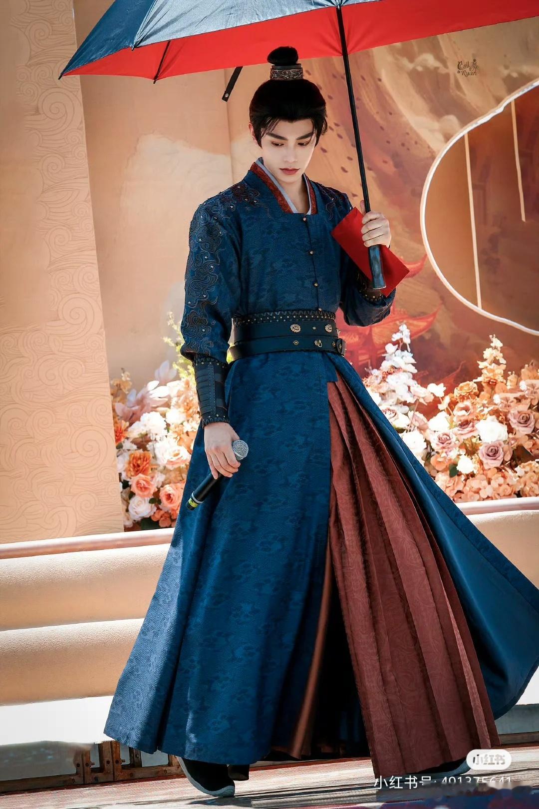 丁禹兮中餐厅 dyx丁禹兮赵凌 我始终觉得，这个世界上最美好的事，不过是夏日傍晚