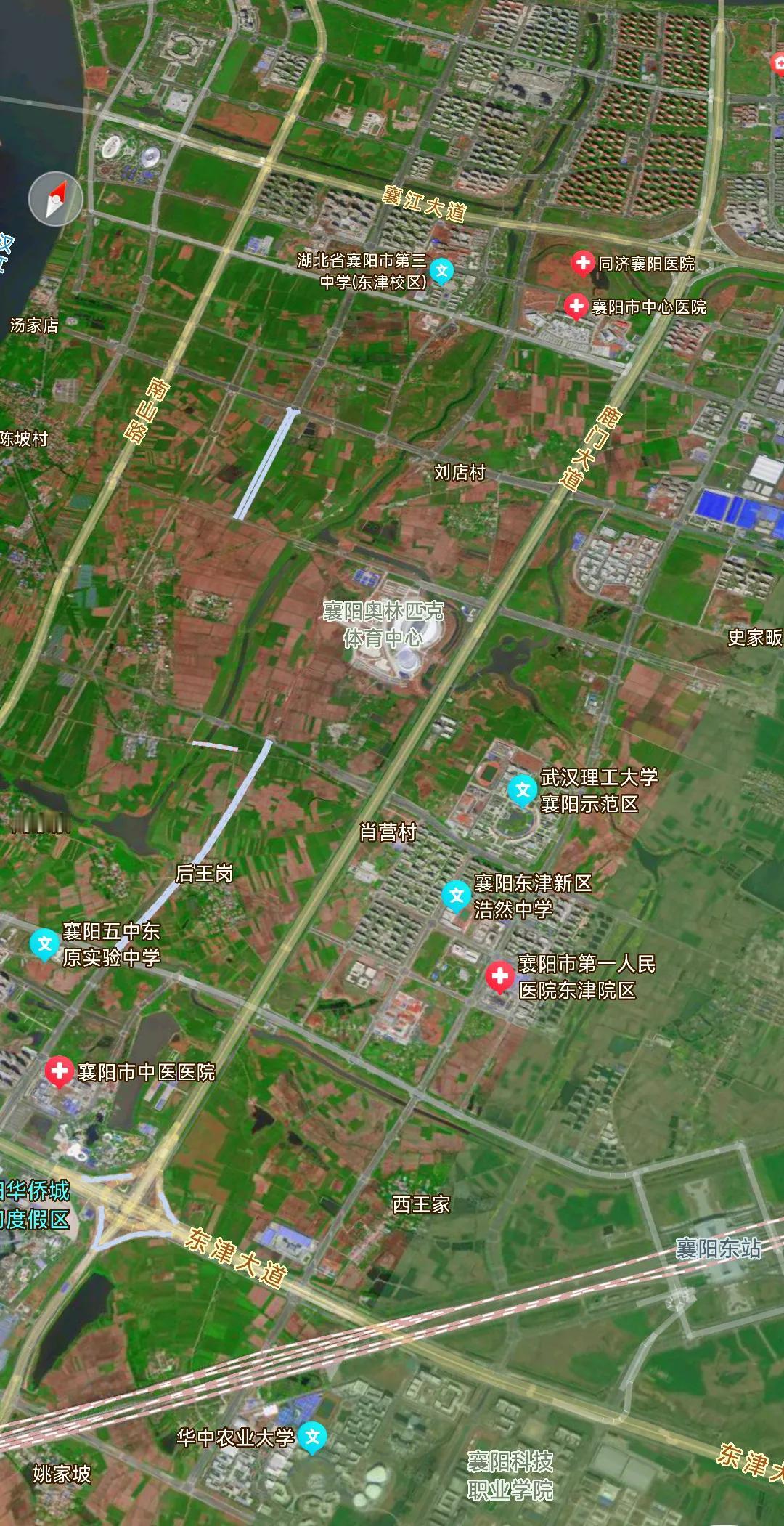 虽然襄阳的经济实力逊色于宜昌，但是襄阳的市区面积真的比宜昌大很多。这些年襄城区与