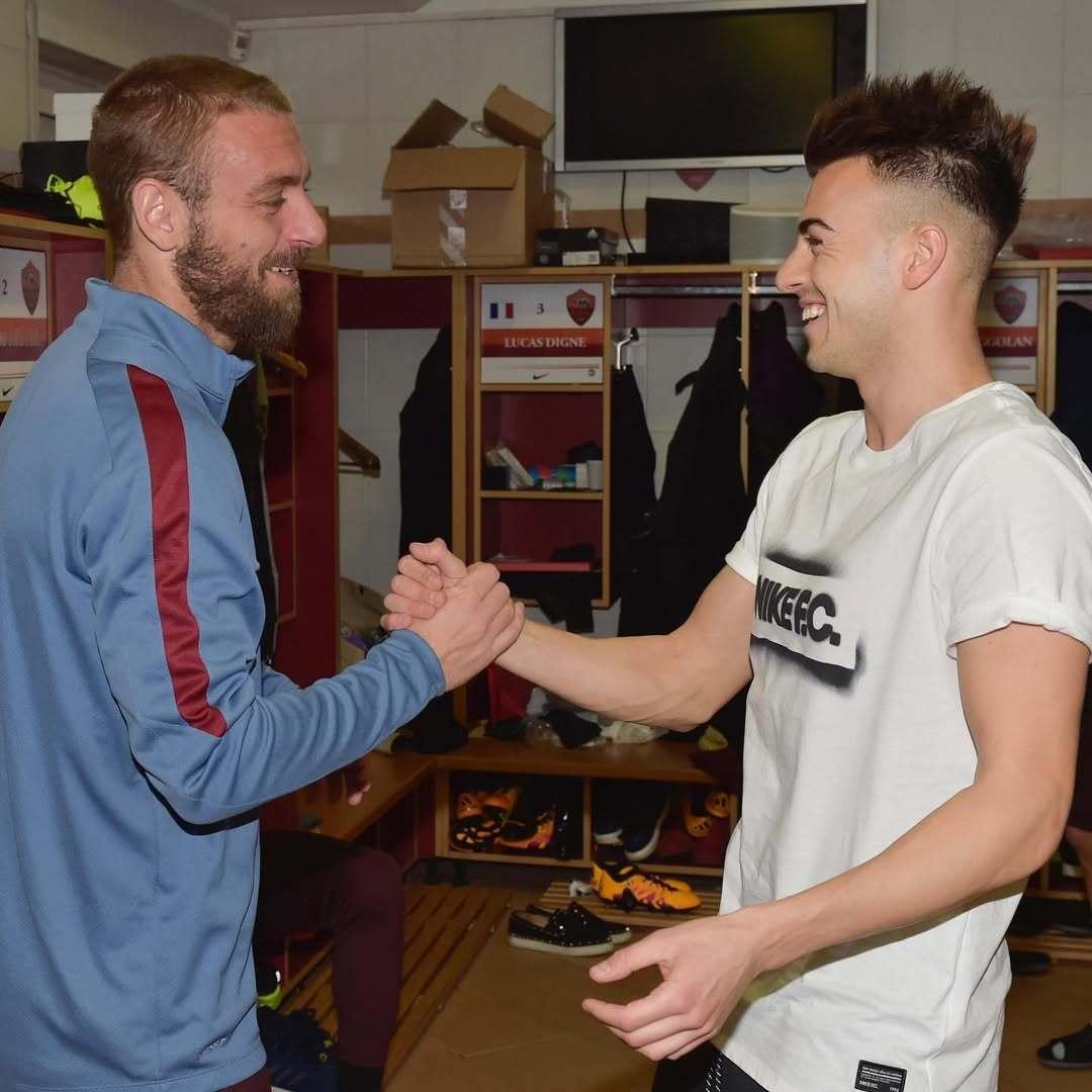 今天也是沙拉维加盟罗马的整整十周年 2016.1.26 历史上的今天