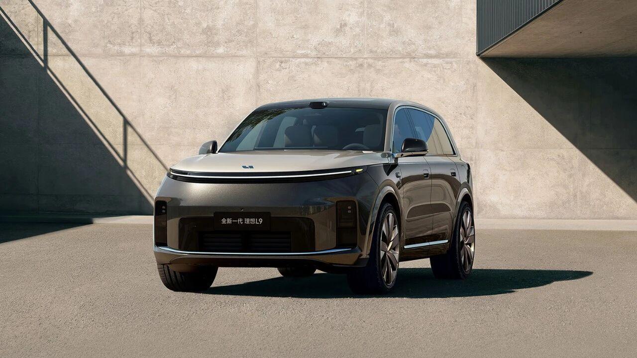 理想L9 Livis官图发布！55.98万的售价你心动了吗？
就在今天早上，理想