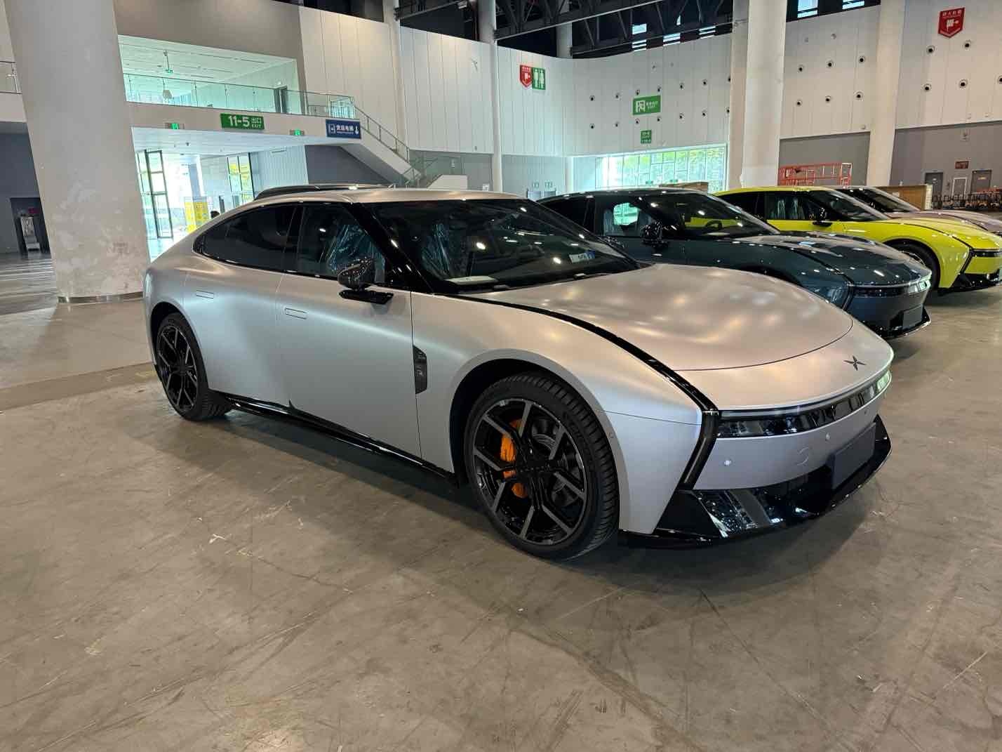 2025成都车展探馆直播进行中！新车热门车抢先看！现在看——全新小鹏P7作为换代