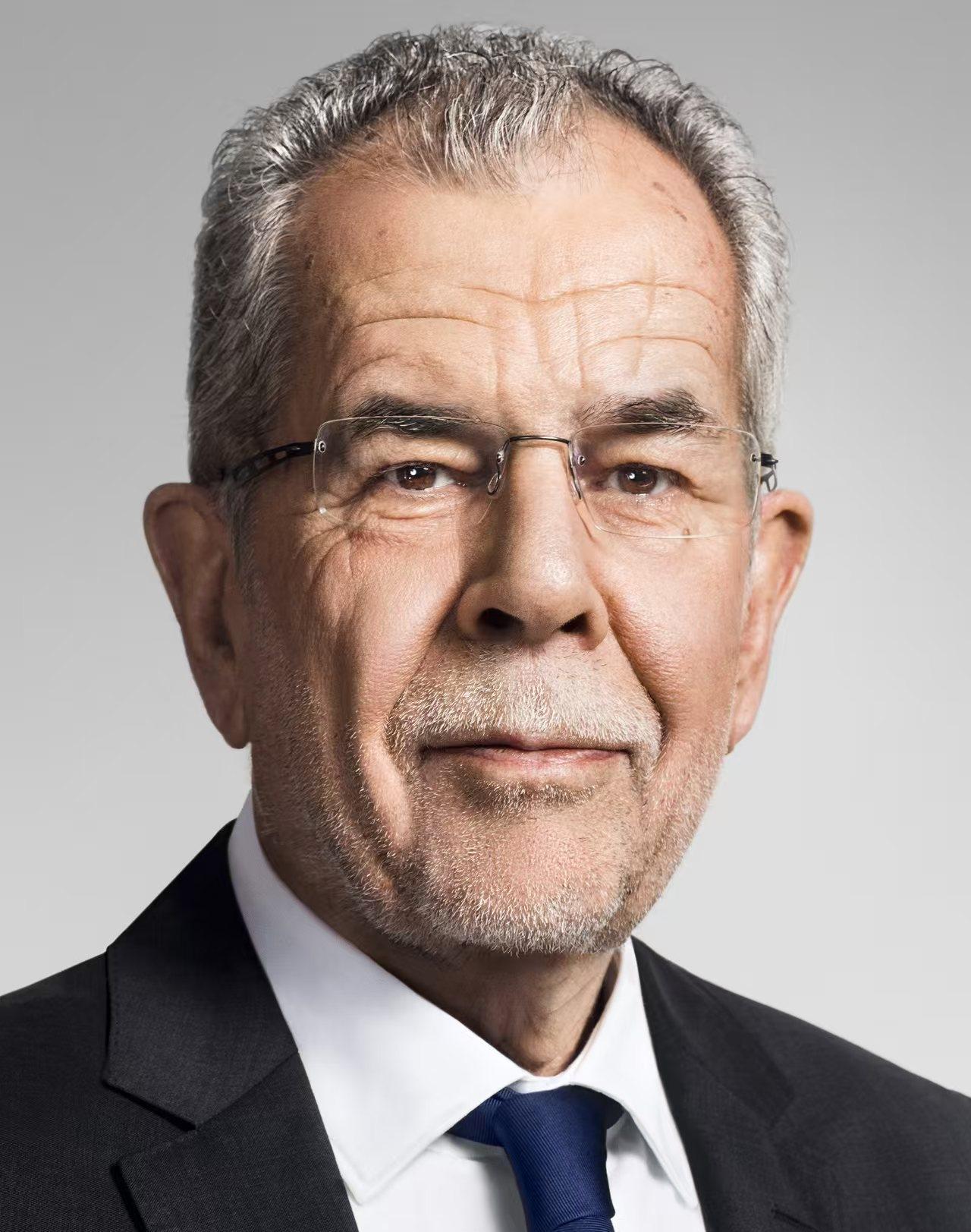 4月2日，奥地利国防部硬气宣布：拒绝美国“多次”请求，禁止美军任何军机（包括运输