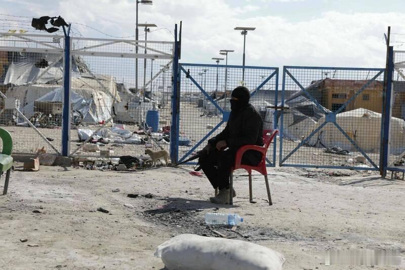 叙利亚霍尔难民营爆发“集体越狱” 约2万名IS相关人员失踪 引发全球警惕海外新鲜