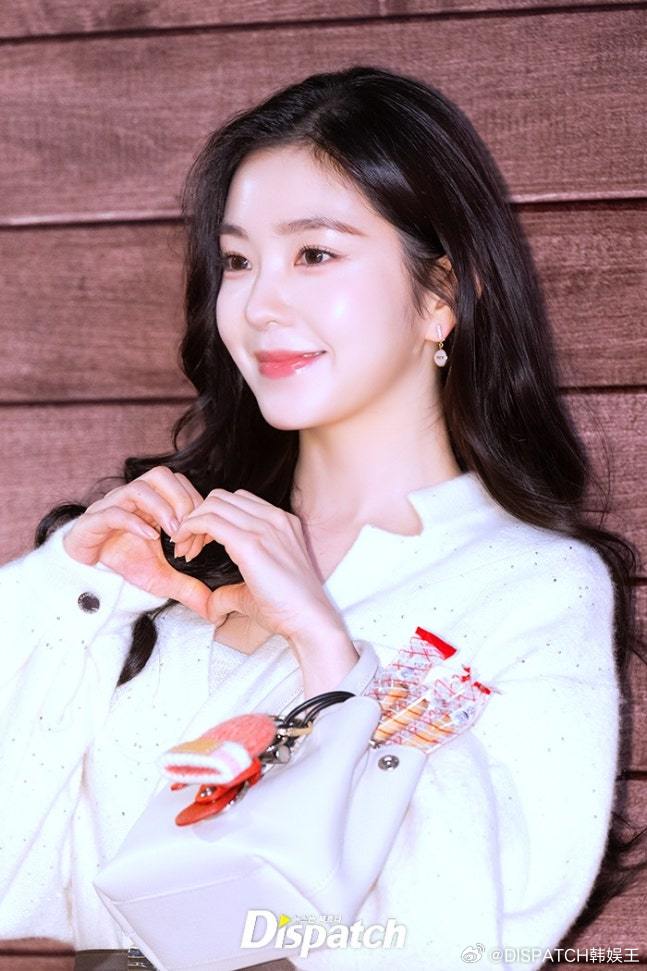 11日，RedVelvet Irene[超话] 出席了某品牌在首尔举行的宣传活动