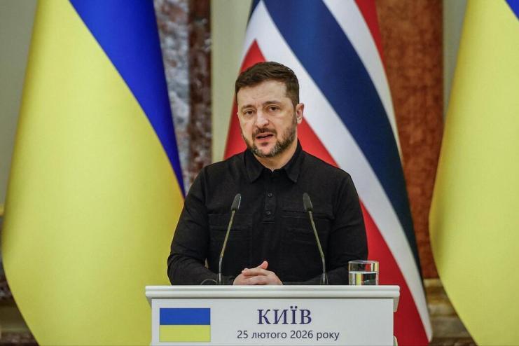 美国卡塔尔欲购买乌无人机 对付伊朗无人机

美国和卡塔尔正同基辅商讨购买乌克兰拦