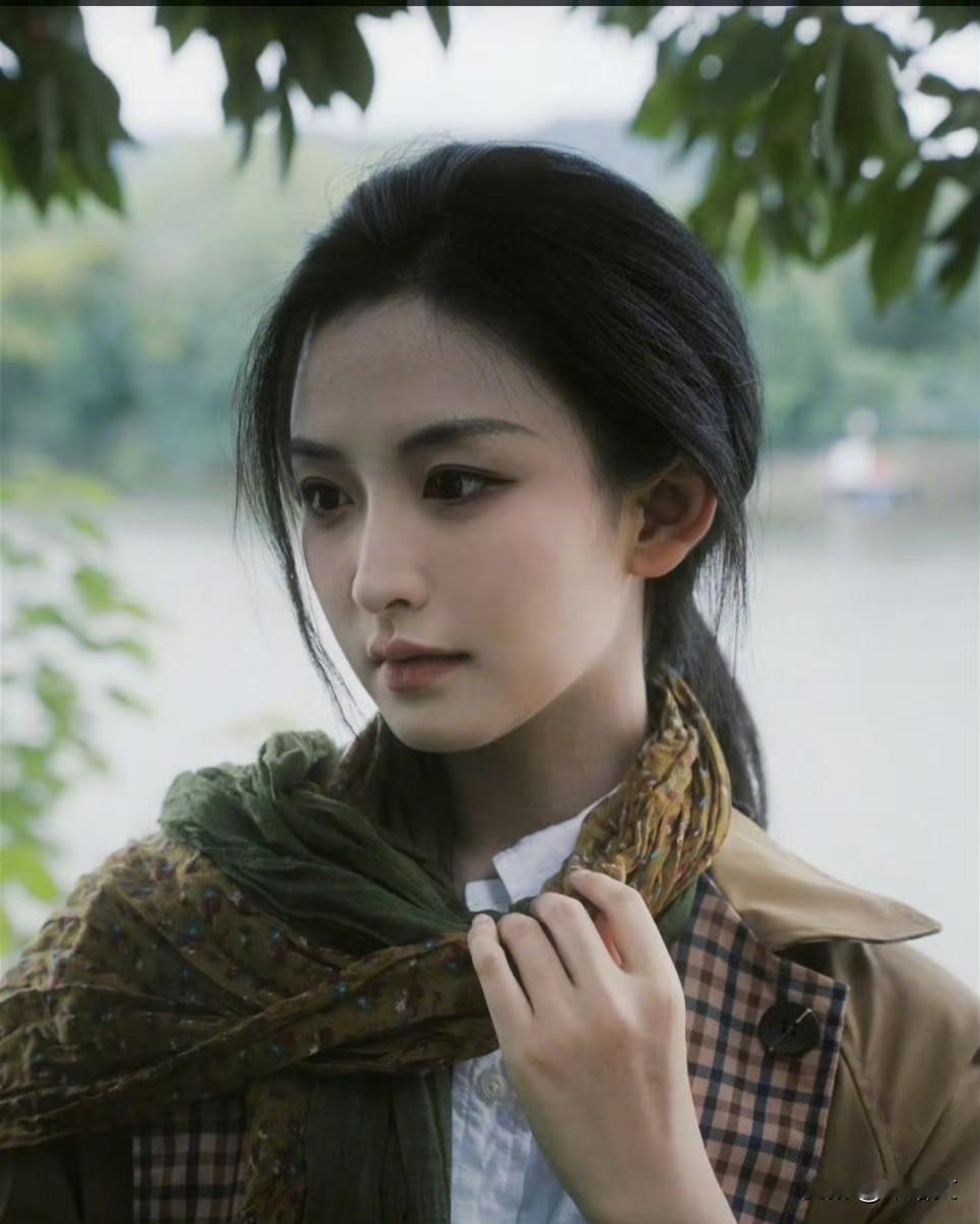 短剧剧组太残忍！为拍镜头活杀鸡兔取血，工作人员还藏着掖着
 
短剧圈爆恶心事，女