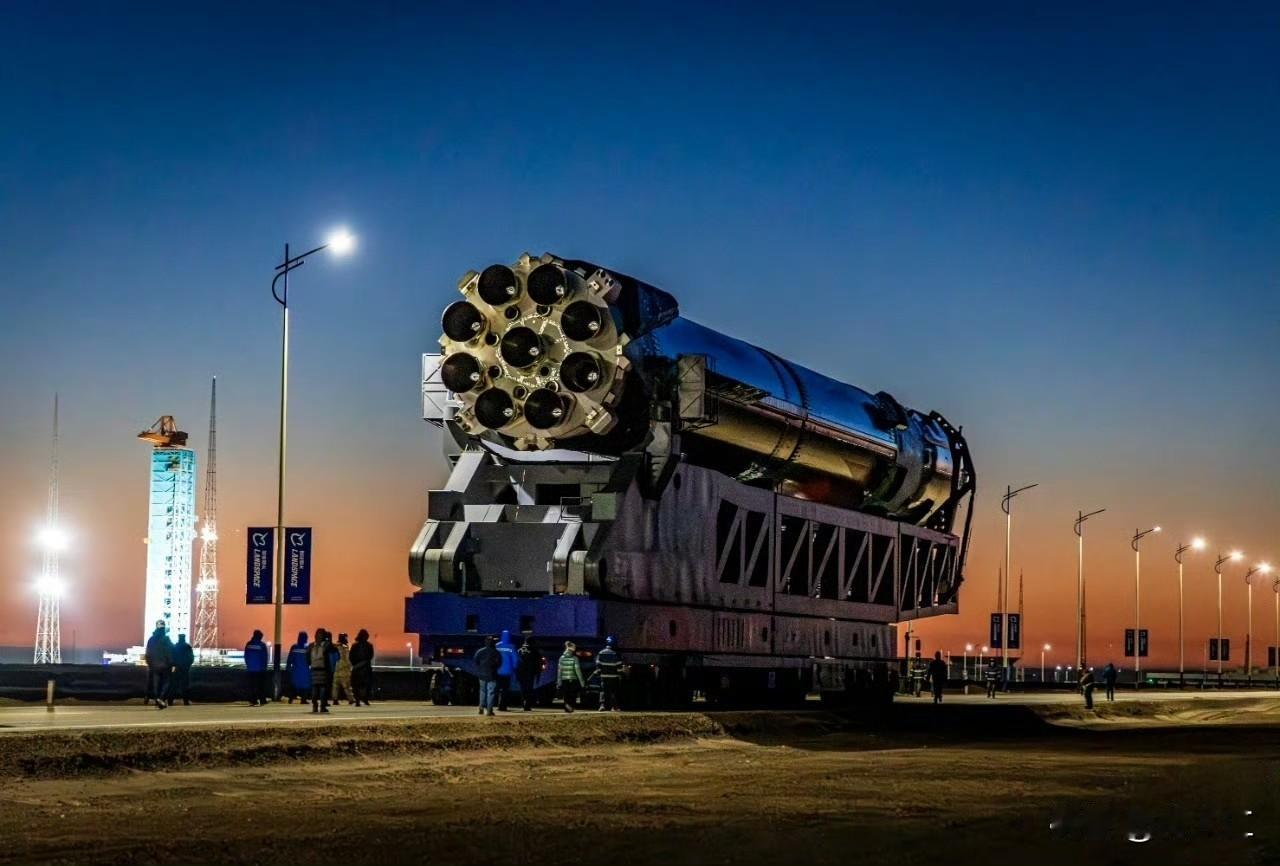 朱雀三号火箭以一次"入轨成功却回收失利"的首飞，在2025年12月3日改写了中国