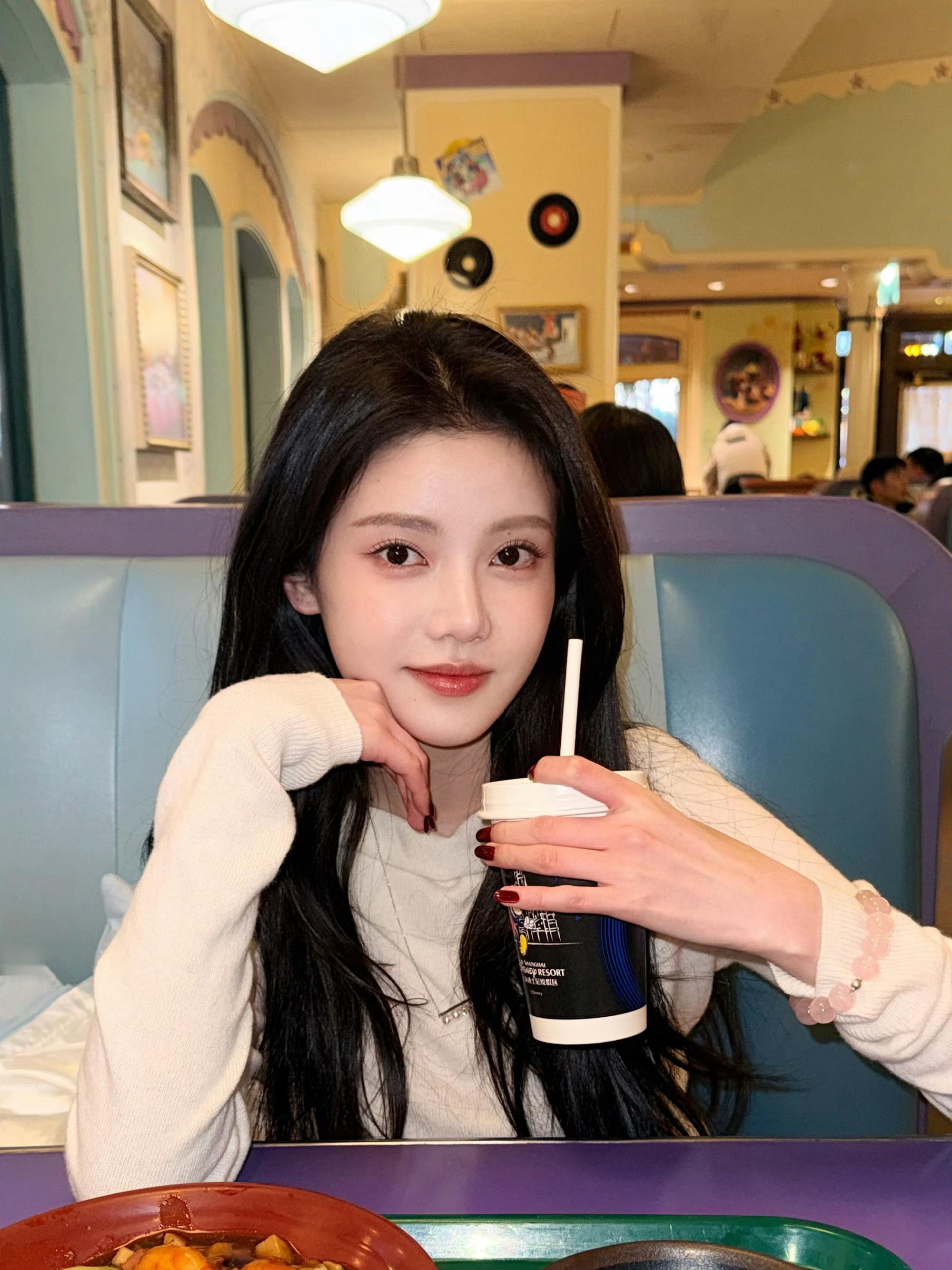 今天也是想孙珍妮的一天，日更博主珍妮！！