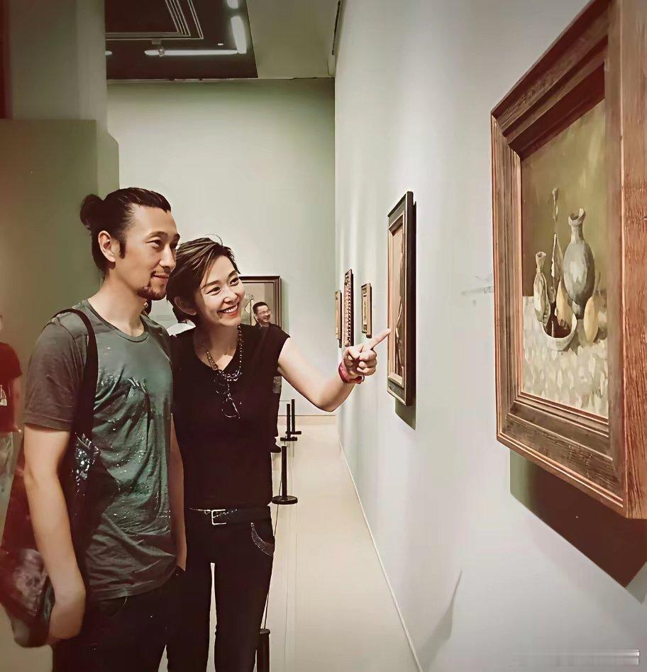 满江夫妇好生让人羡慕满江年轻时候还好，韩国欧巴style现在胡子拉渣男人韵味出来