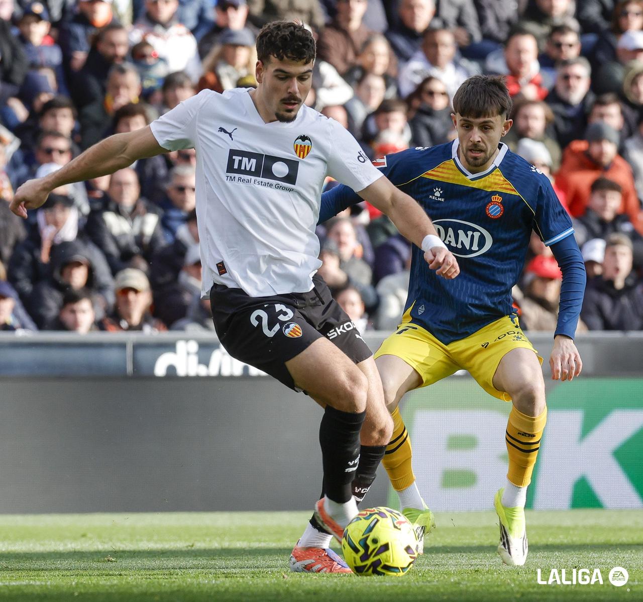 全场｜@瓦伦西亚 3-2 皇家西班牙人

⚽️15‘ 贝尔特兰助攻杜罗禁区内将球
