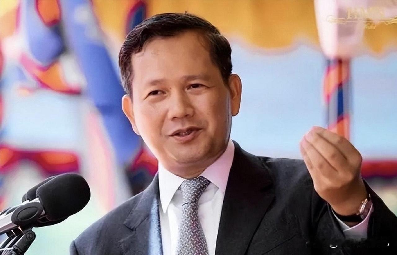 柬埔寨首相洪玛奈紧急声明，泰国军队突袭柬军驻守的塔莫内通寺和塔克拉贝寺军事据点，