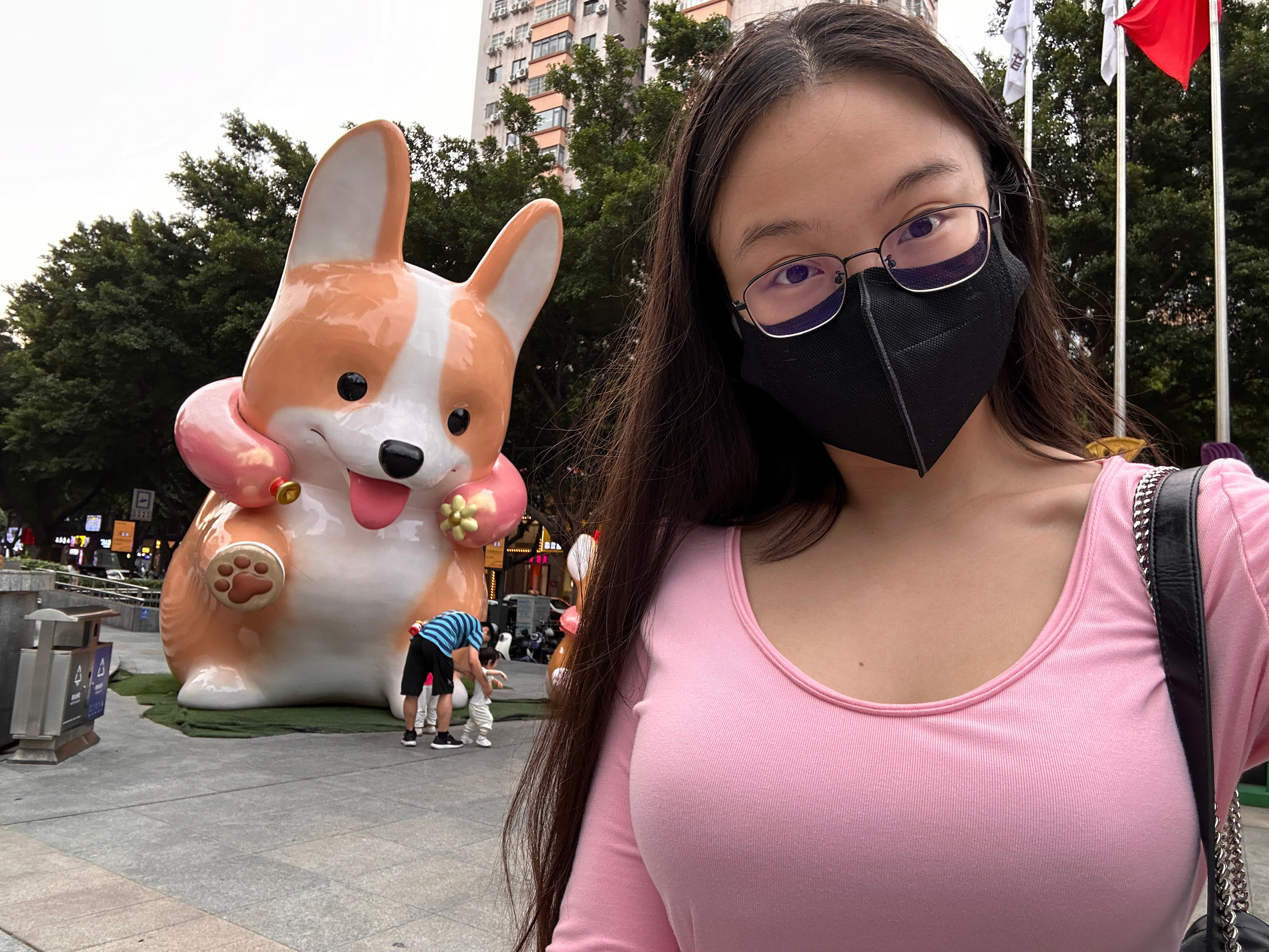 可爱 看不出我没洗头吼？  ​​​