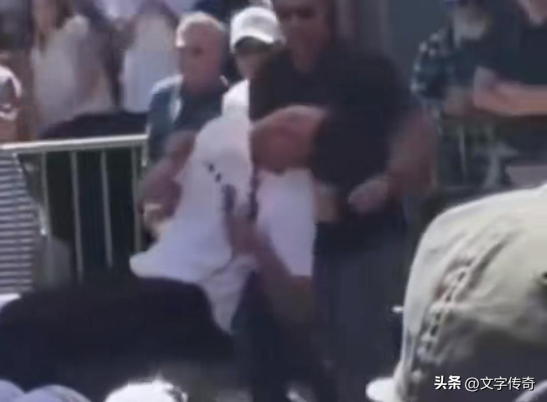 当他中枪的那一刻会想什么？
还会认同“美国每年因为枪击事件而有人死亡是值得的”这