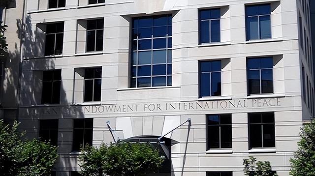 美国年轻人不介意！美智库：多半都接受，让中国当第一又能怎样？


这份民调覆盖一